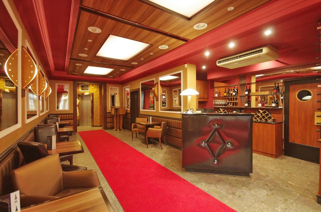 Hotel Corvin Gyula Exterior photo